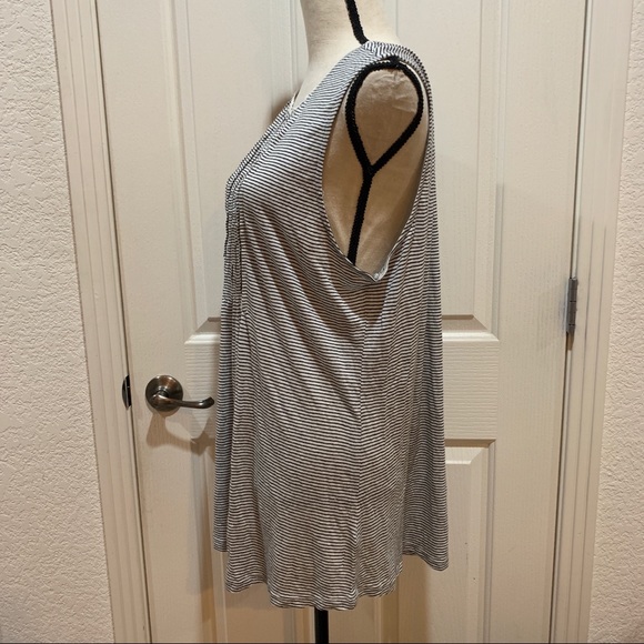 Anthropologie Pintucked Top NWT Sleeveless XS New - Picture 5 of 7